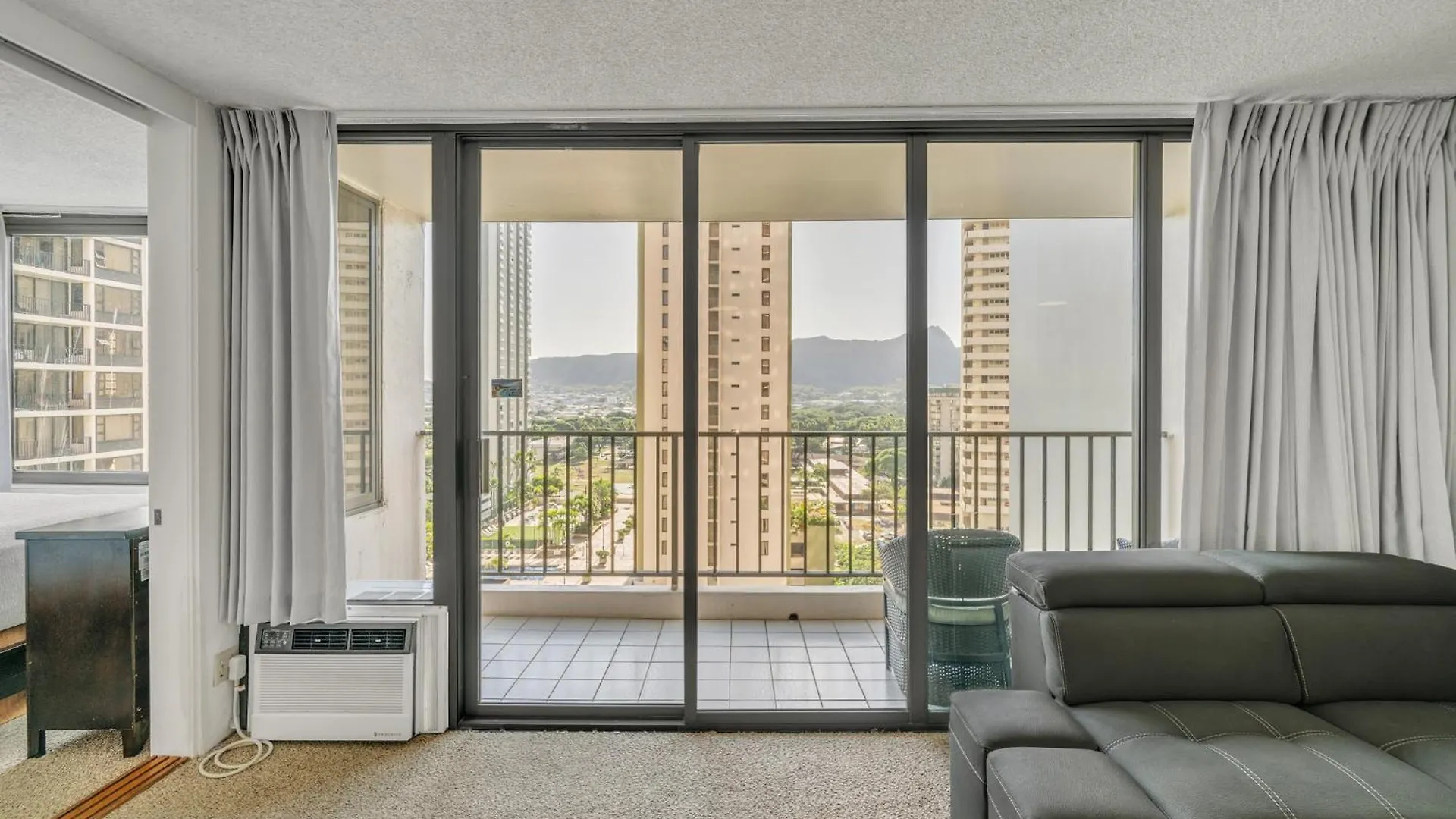 Apartment Excellent Diamond Head View Condo - Remodeled! Honolulu